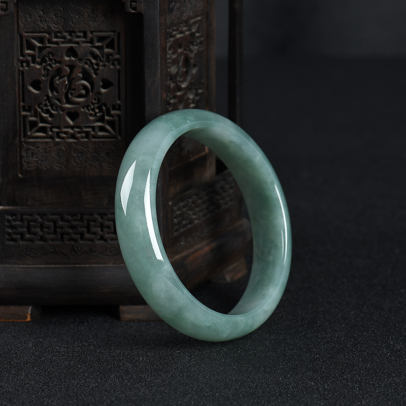 豆种灰绿翡翠手镯-红掌柜