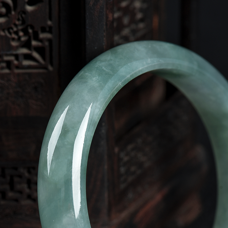 翡翠手镯-红掌柜