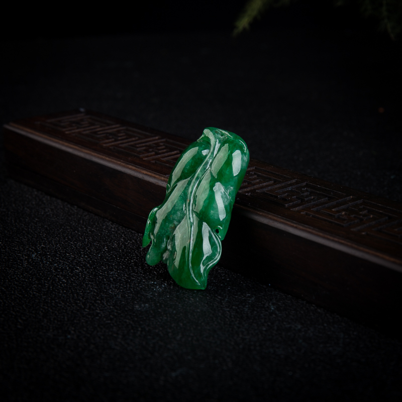 糯种翡翠金枝玉叶吊坠-红掌柜