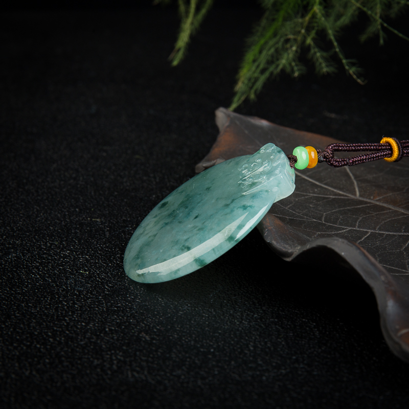 糯冰种翡翠守护符吊坠-红掌柜