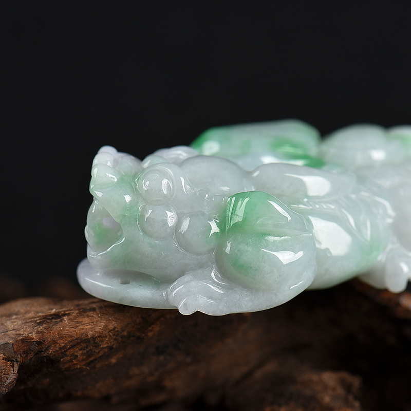 天然翡翠貔貅吊坠-红掌柜