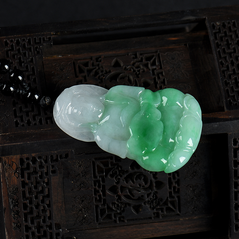 天然翡翠观音吊坠-红掌柜