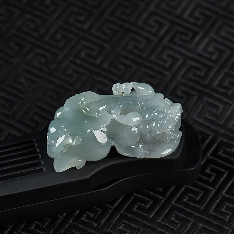 天然糯种灰绿翡翠貔貅吊坠-红掌柜