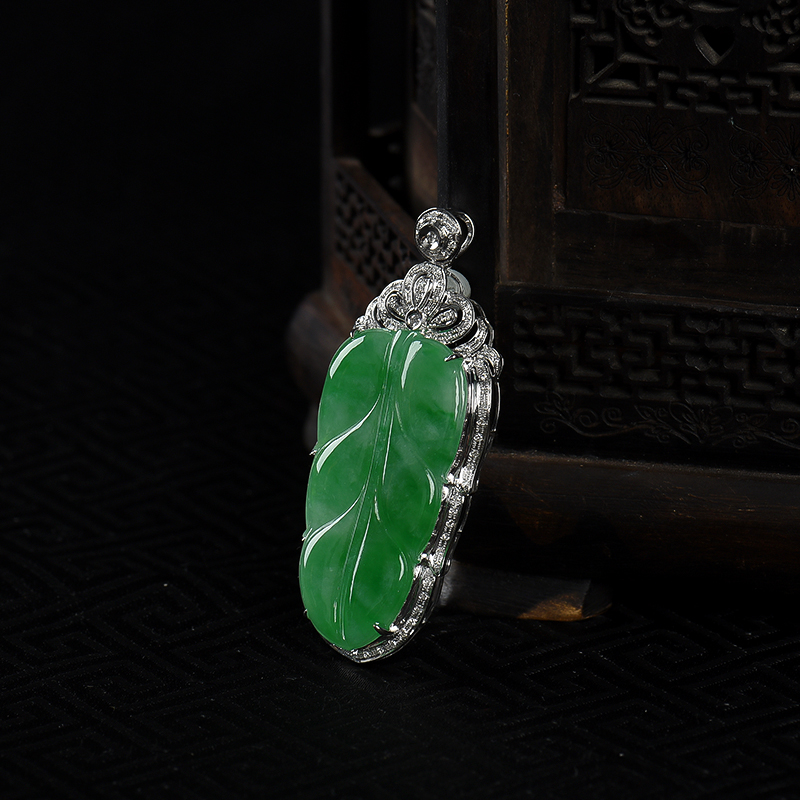 缅甸糯种翠绿翡翠金枝玉叶吊坠-红掌柜