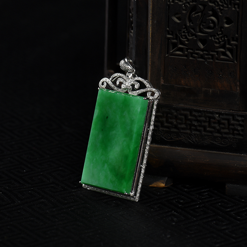缅甸糯种翠绿翡翠无事牌吊坠-红掌柜