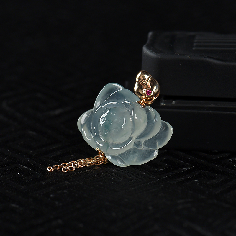 缅甸天然糯冰种飘花翡翠吊坠-红掌柜