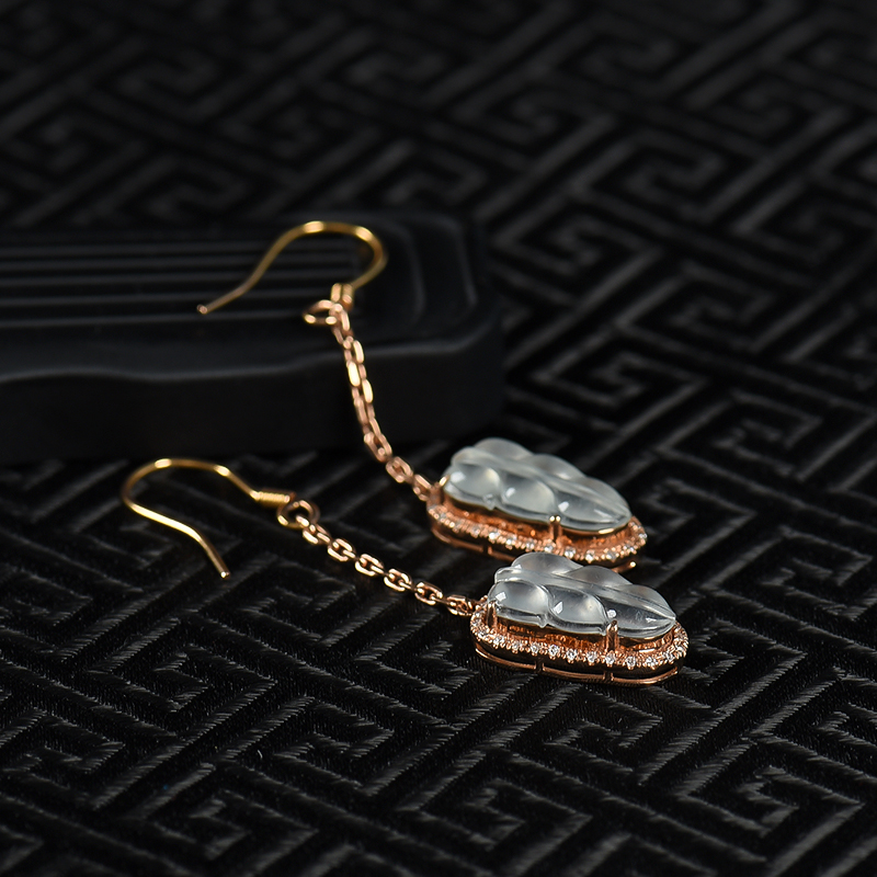 缅甸天然冰种翡翠耳坠-红掌柜