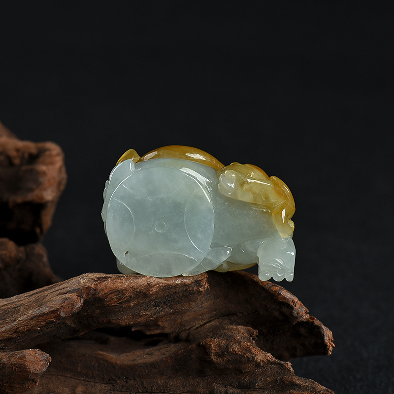 缅甸天然俏色翡翠貔貅吊坠-红掌柜