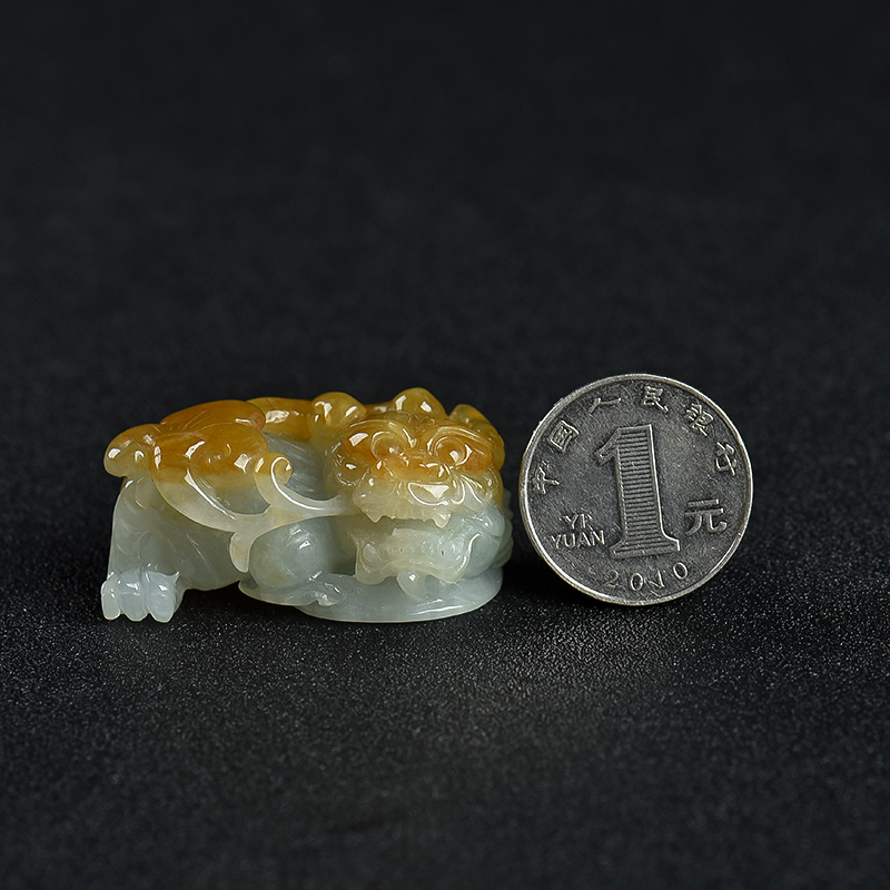 糯种俏色翡翠貔貅吊坠-红掌柜