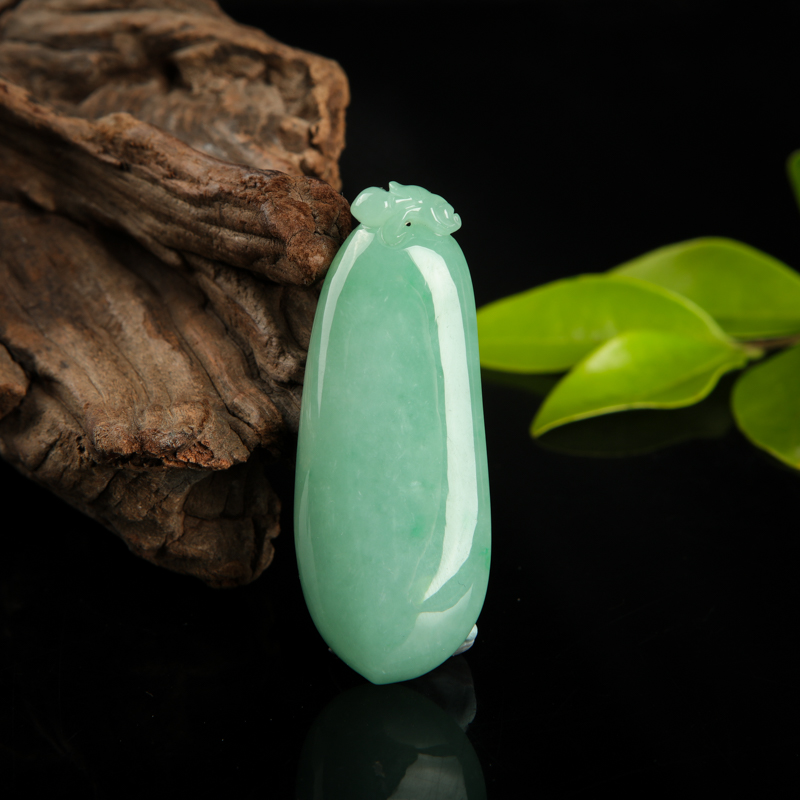 糯种豆绿翡翠福瓜吊坠-红掌柜