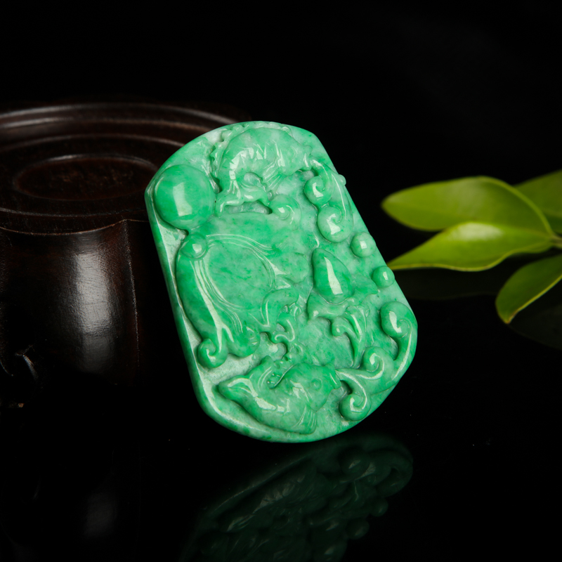 豆绿翡翠和和美美吊坠-红掌柜