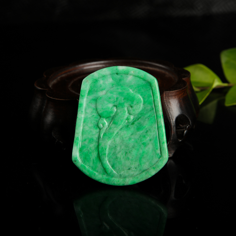 豆种豆绿翡翠吊坠-红掌柜