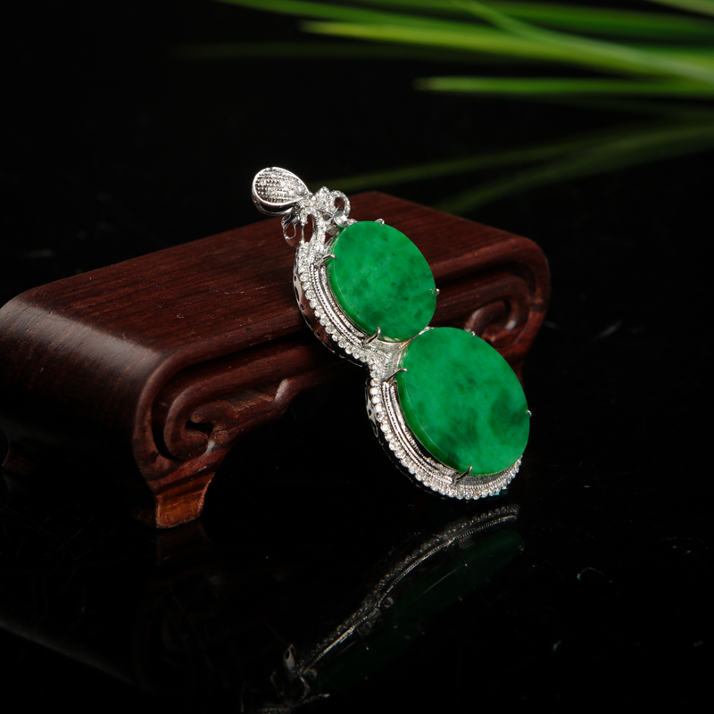 糯种翠绿翡翠福禄吊坠-红掌柜