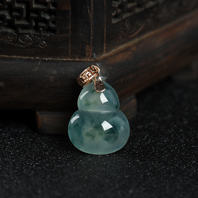 缅甸天然糯冰种飘花翡翠葫芦吊坠-红掌柜
