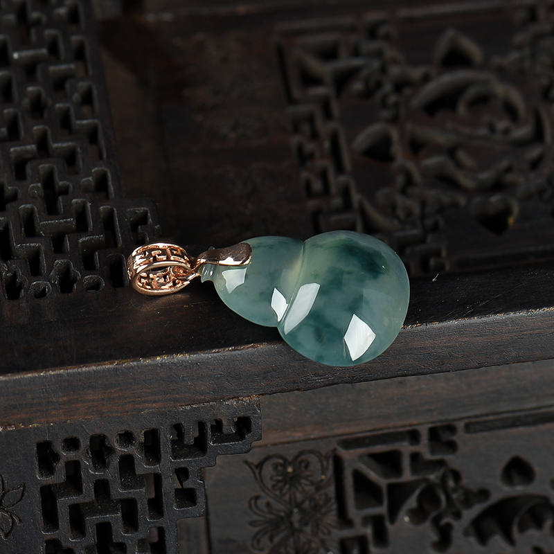 缅甸天然糯冰种翡翠葫芦吊坠-红掌柜