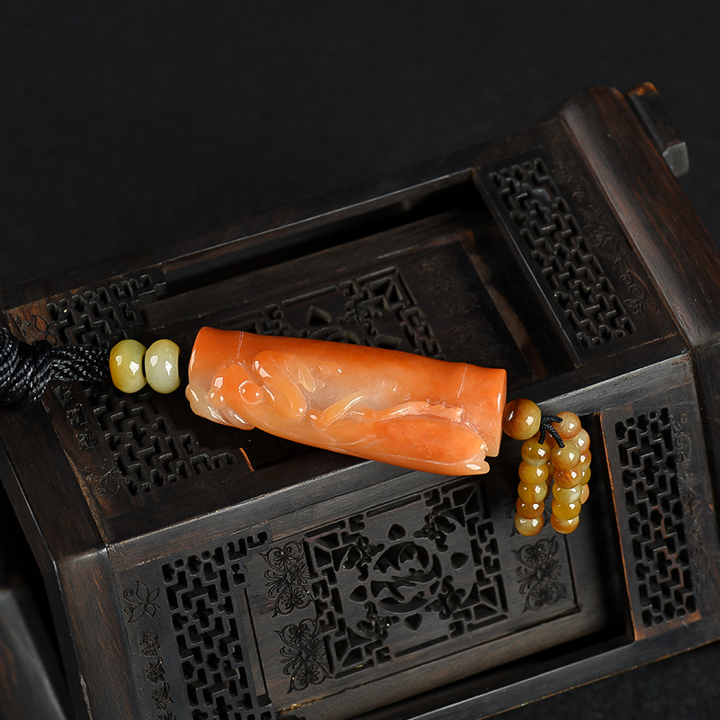 缅甸豆种红翡仪表堂堂吊坠-红掌柜