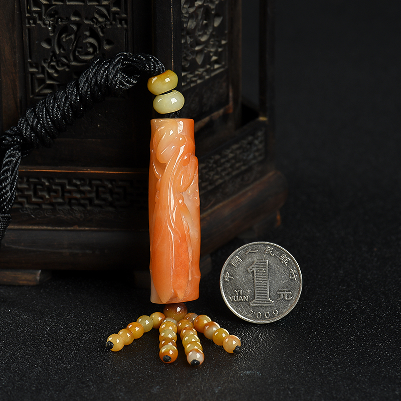 天然缅甸豆种红翡吊坠-红掌柜