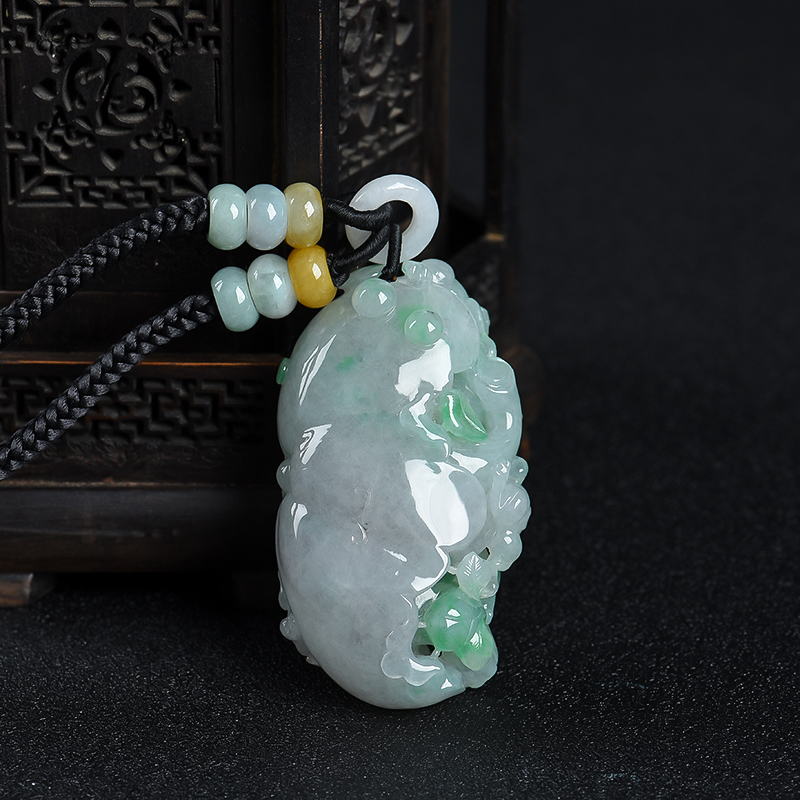 飘翠翡翠连生贵子吊坠-红掌柜