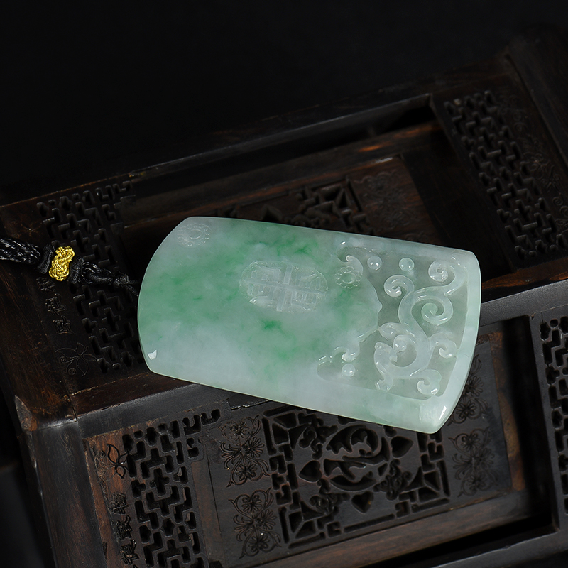 缅甸天然糯种翡翠龙牌吊坠-红掌柜