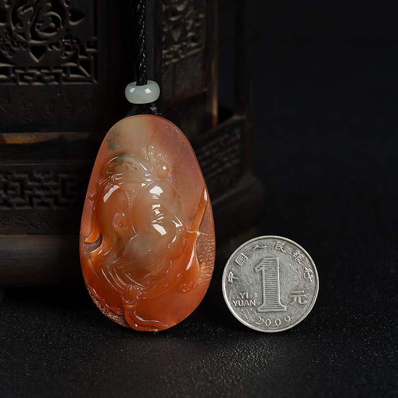 糯种红翡齐天大圣吊坠-红掌柜