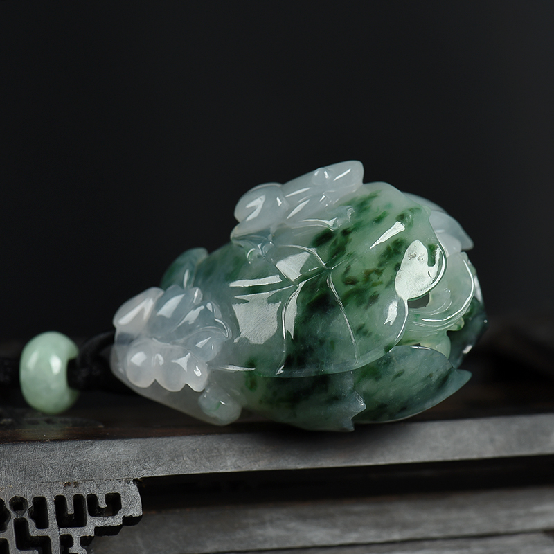 缅甸天然糯种飘花翡翠吊坠-红掌柜