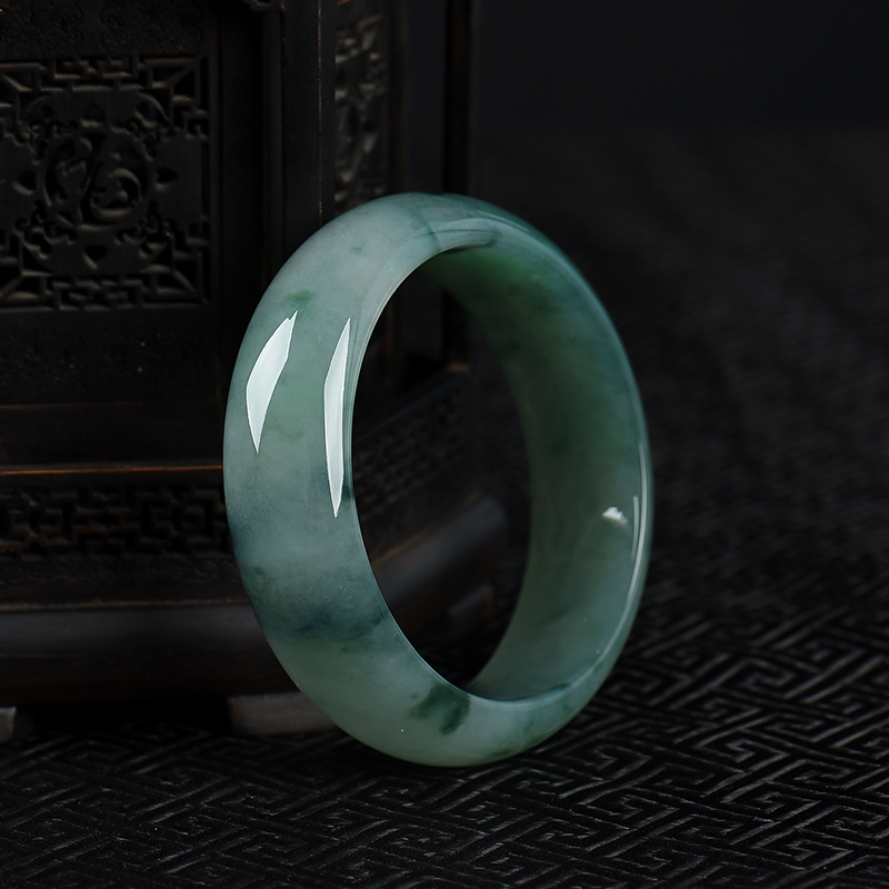 天然糯冰种飘花翡翠手镯-红掌柜