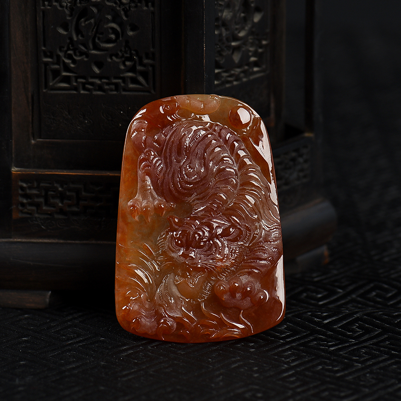缅甸天然糯种红翡虎虎生威吊坠-红掌柜