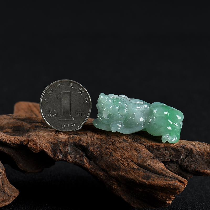 天然翡翠貔貅吊坠-红掌柜