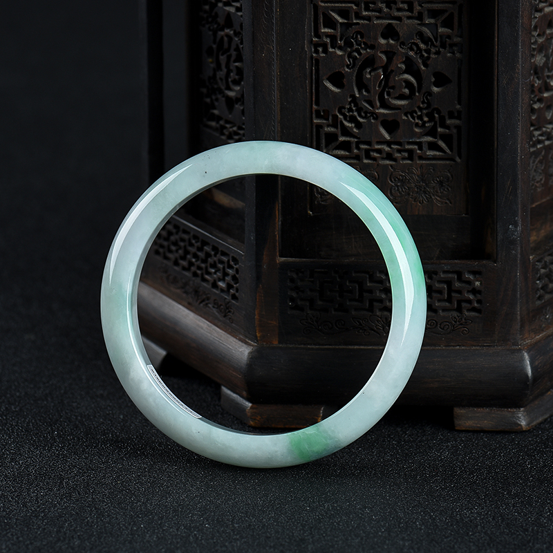 56mm豆种翡翠手镯-红掌柜