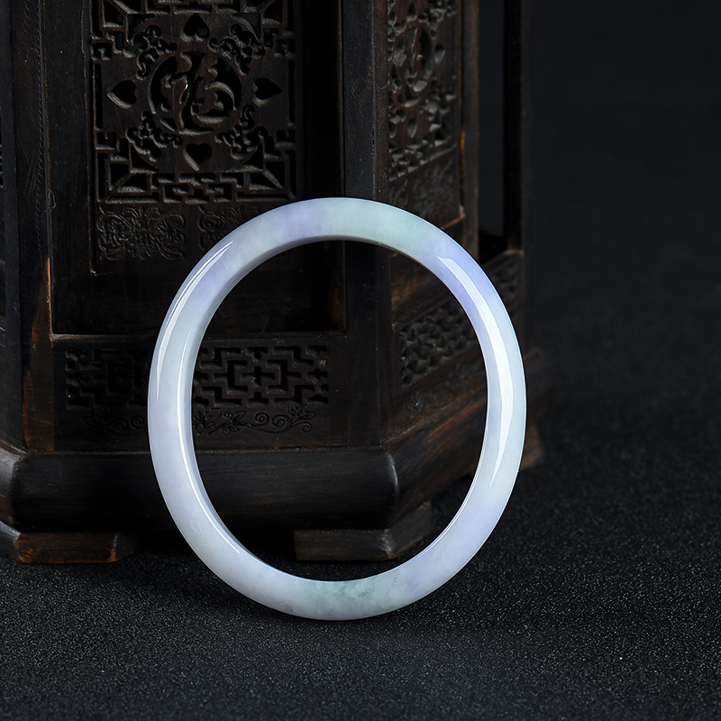 54.5mm豆种春带彩翡翠贵妃镯-红掌柜