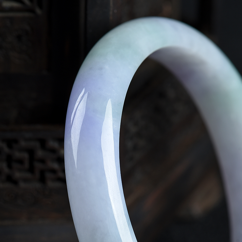 缅甸春带彩翡翠贵妃镯-红掌柜