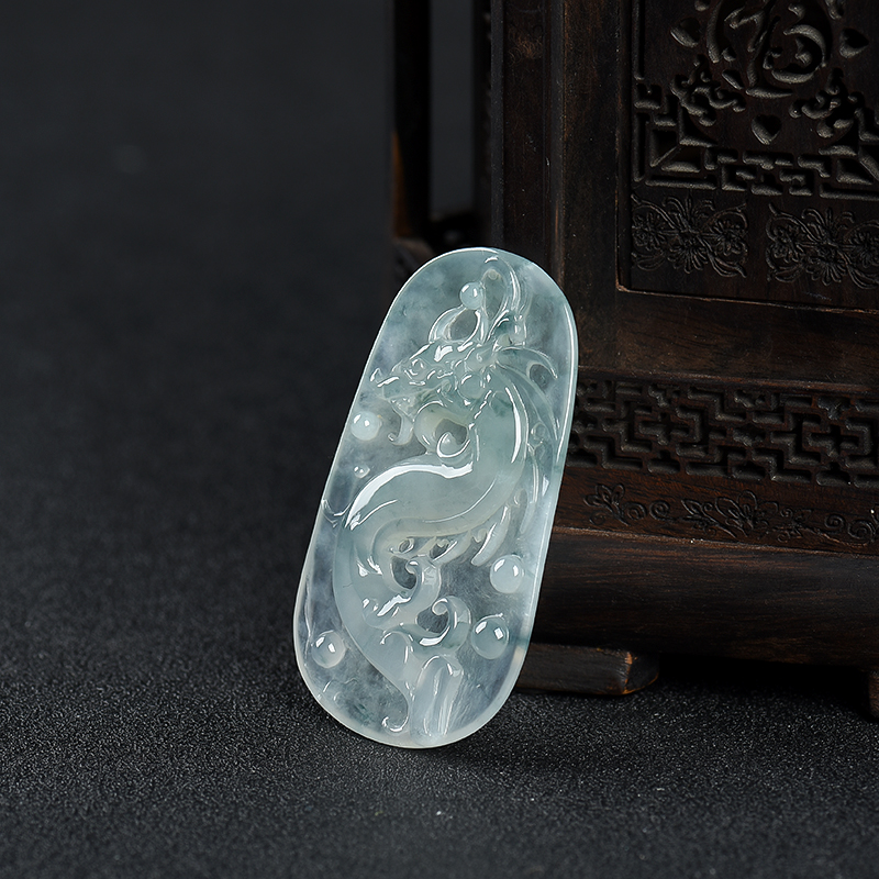 糯冰种翡翠龙头鱼吊坠-红掌柜