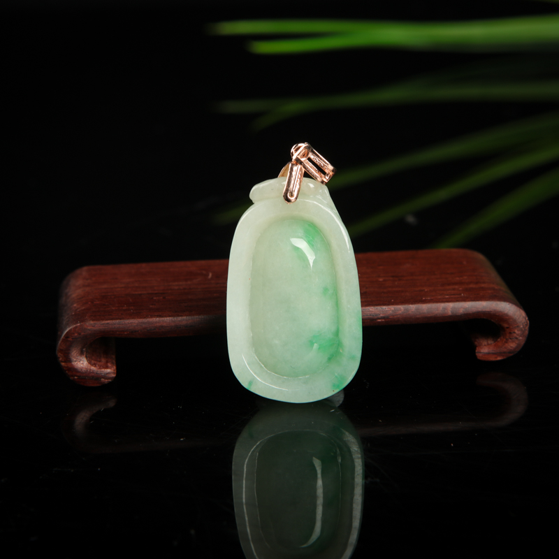 银镶豆种翡翠福瓜吊坠-红掌柜