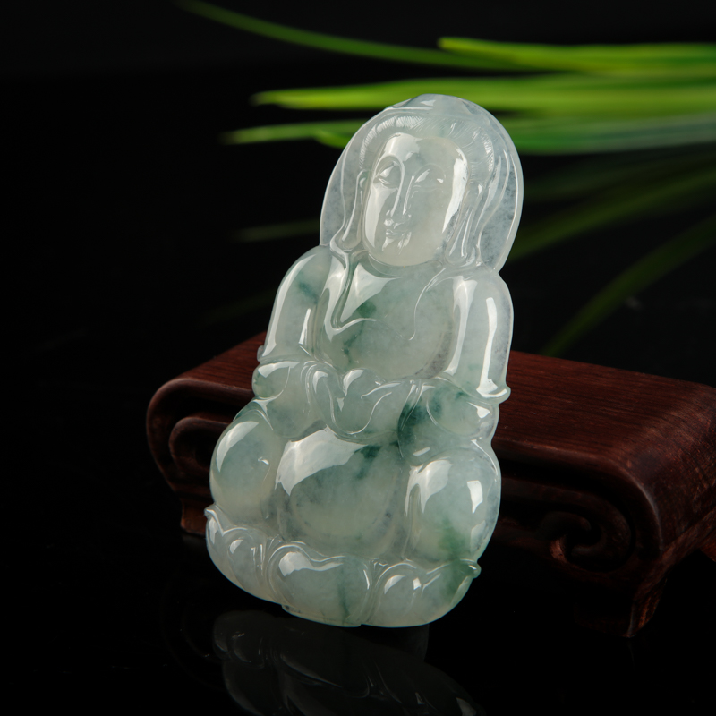 糯冰种翡翠观音吊坠-红掌柜