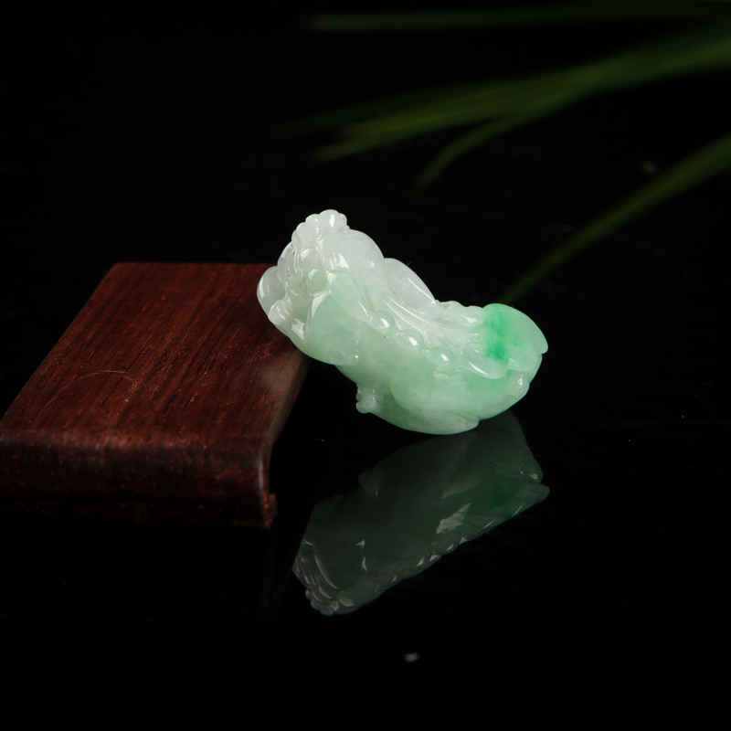 飘翠翡翠貔貅吊坠-红掌柜