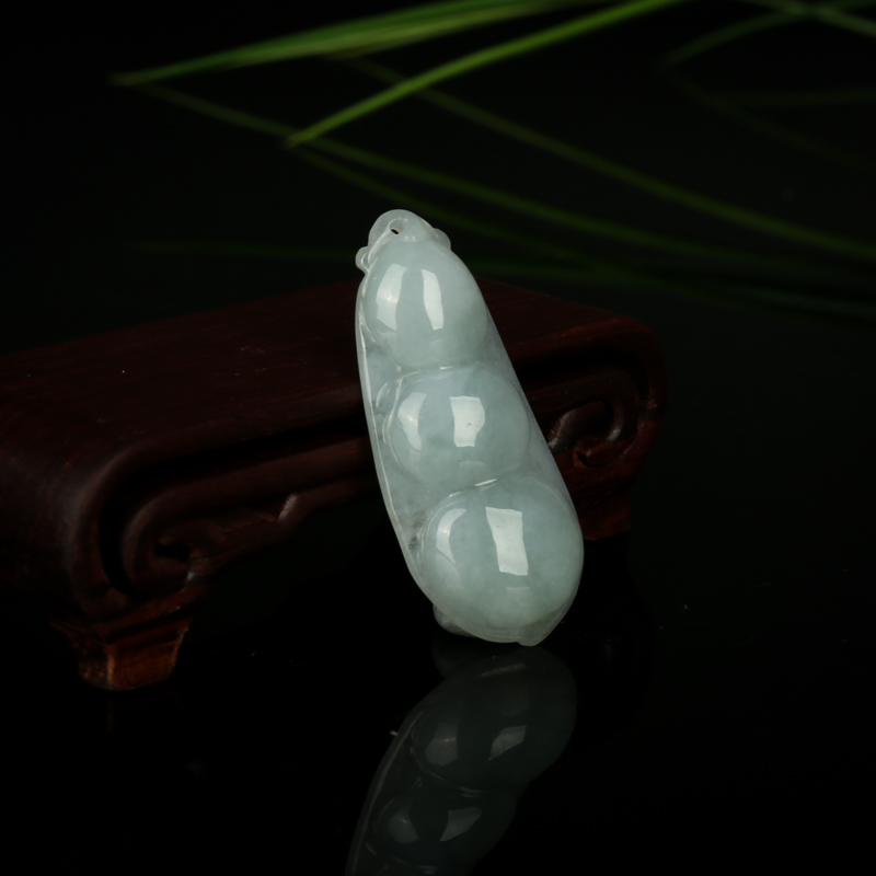 天然豆种翡翠连中三元吊坠-红掌柜