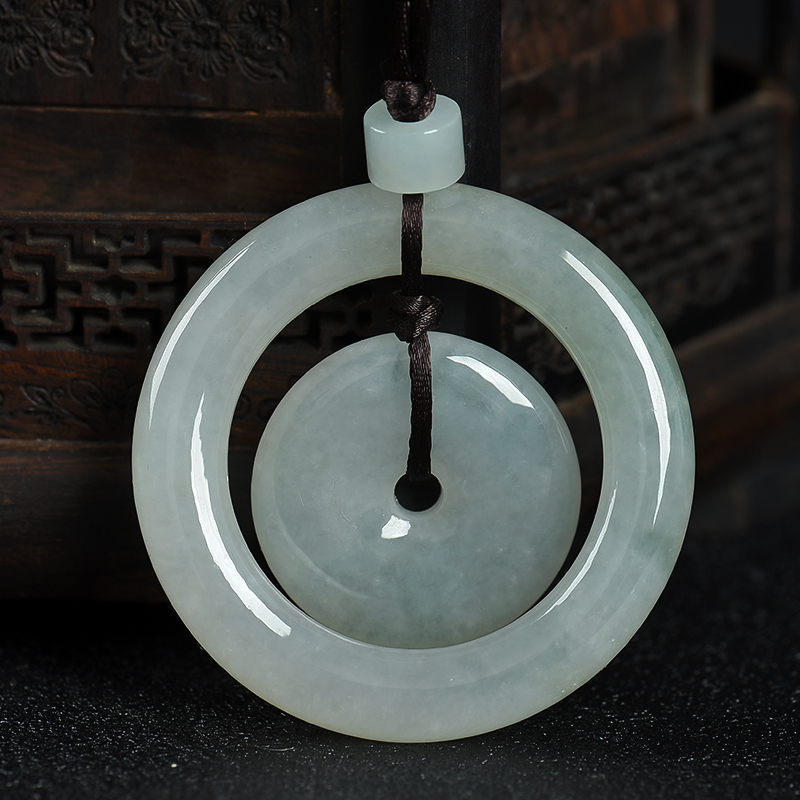 缅甸天然糯种灰绿翡翠吊坠-红掌柜