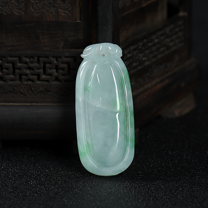 缅甸天然飘翠翡翠福瓜吊坠-红掌柜