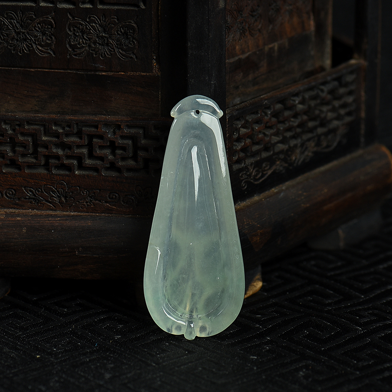 缅甸天然浅绿翡翠花吊坠-红掌柜