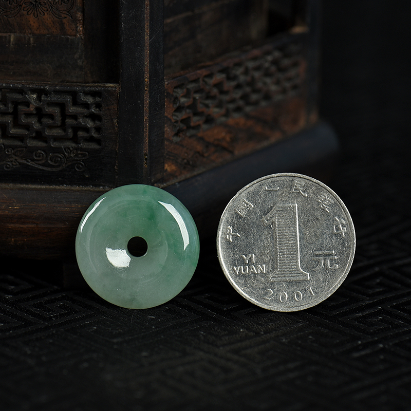 糯冰种飘翠翡翠平安扣吊坠-红掌柜