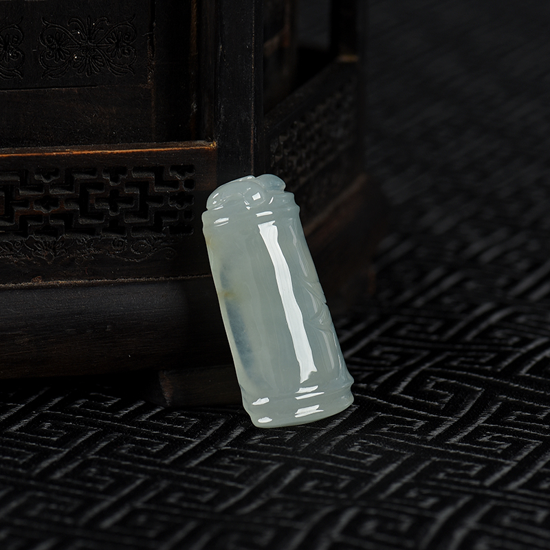 天然糯种翡翠节节高升吊坠-红掌柜