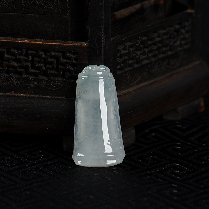 糯种翡翠节节高升吊坠-红掌柜