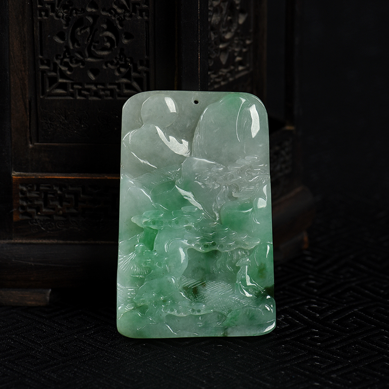 糯种飘翠翡翠山水吊坠-红掌柜