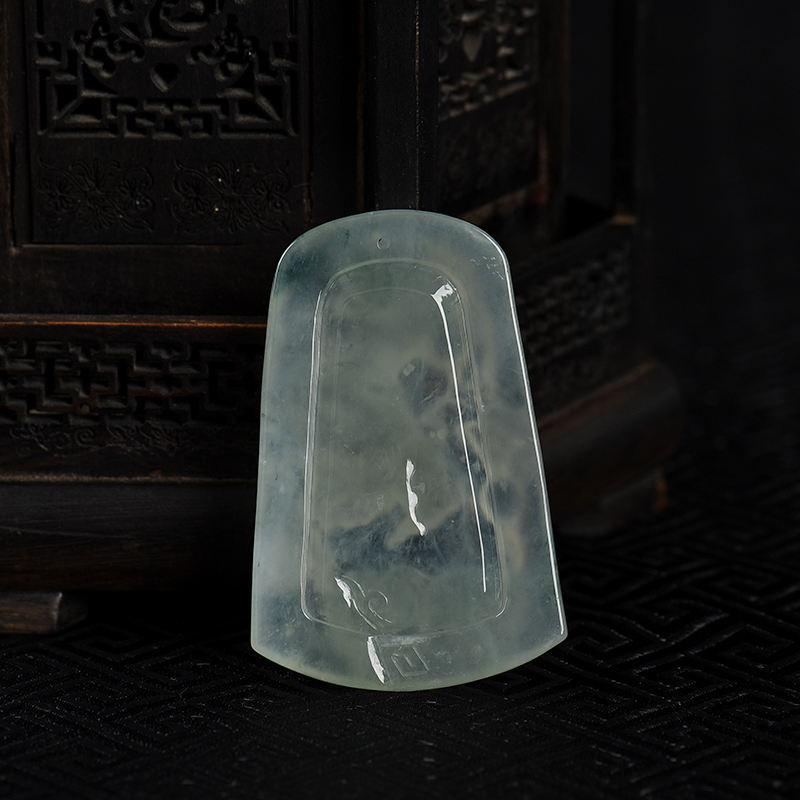 翡翠辰龙吊坠-红掌柜