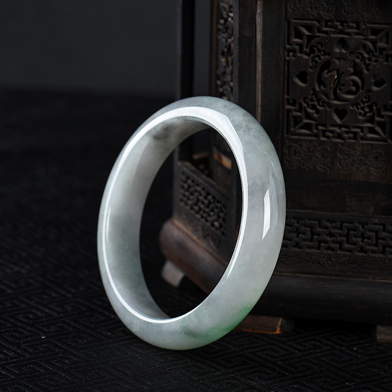 飘翠翡翠手镯-红掌柜