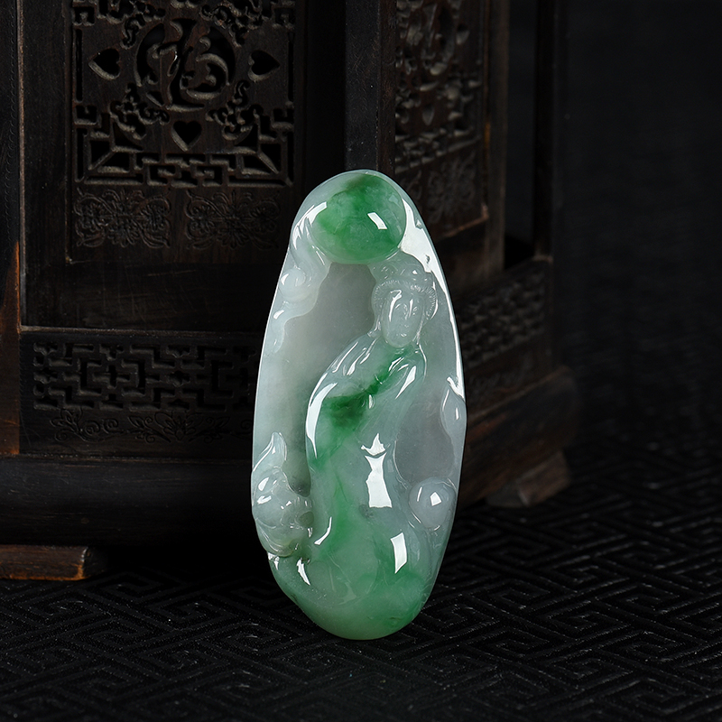 糯种飘翠翡翠美女吊坠-红掌柜