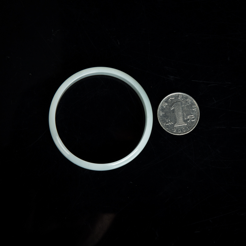 糯冰种飘花翡翠方镯-红掌柜