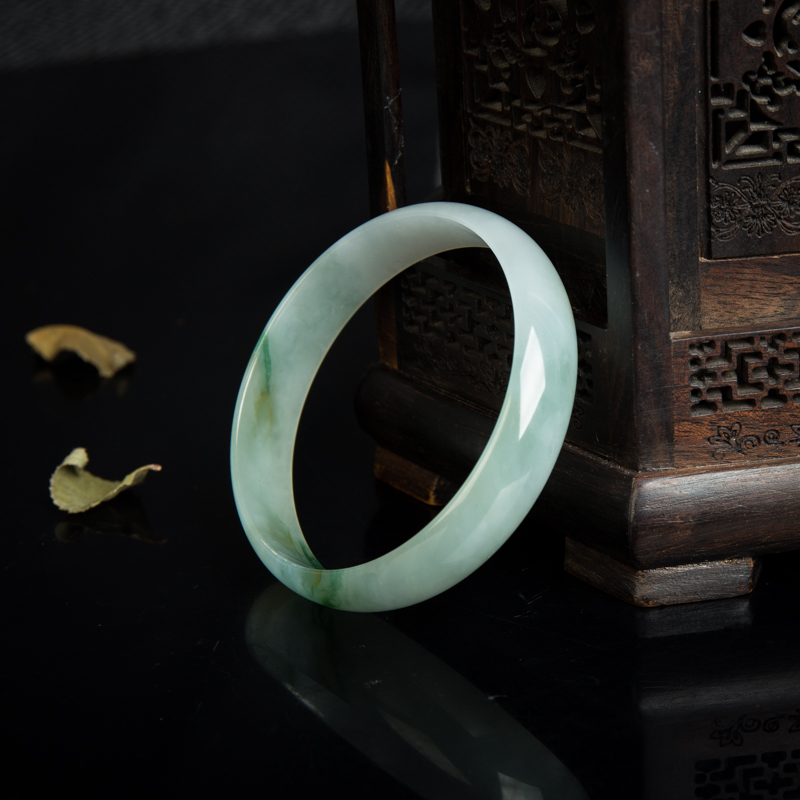 缅甸糯冰种飘花翡翠光面方镯-红掌柜