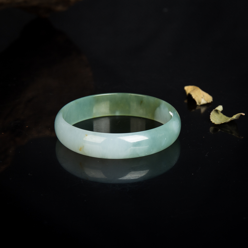 缅甸天然俏色翡翠光面方镯-红掌柜