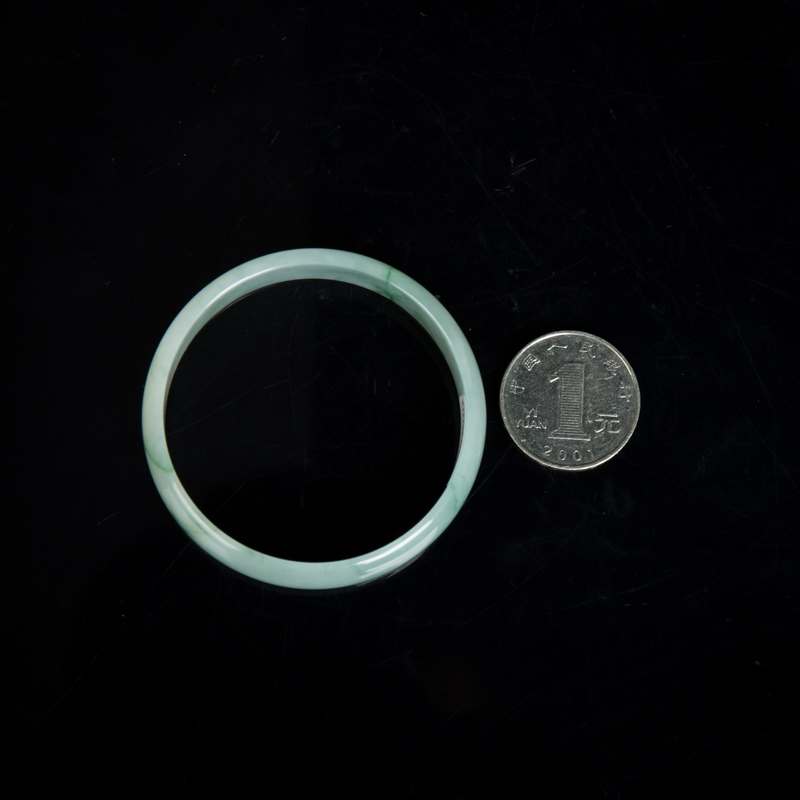 糯冰种飘花翡翠方镯-红掌柜